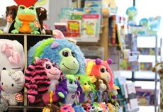 Children's Toys & Plush 